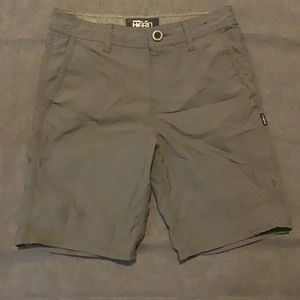 Boys shorts/gray/size 25